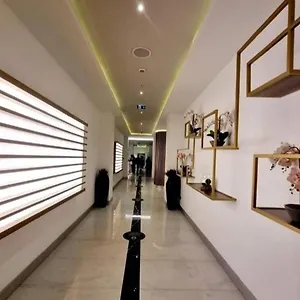 فندق مبيت وإفطار Dream Orbi, باتومي
